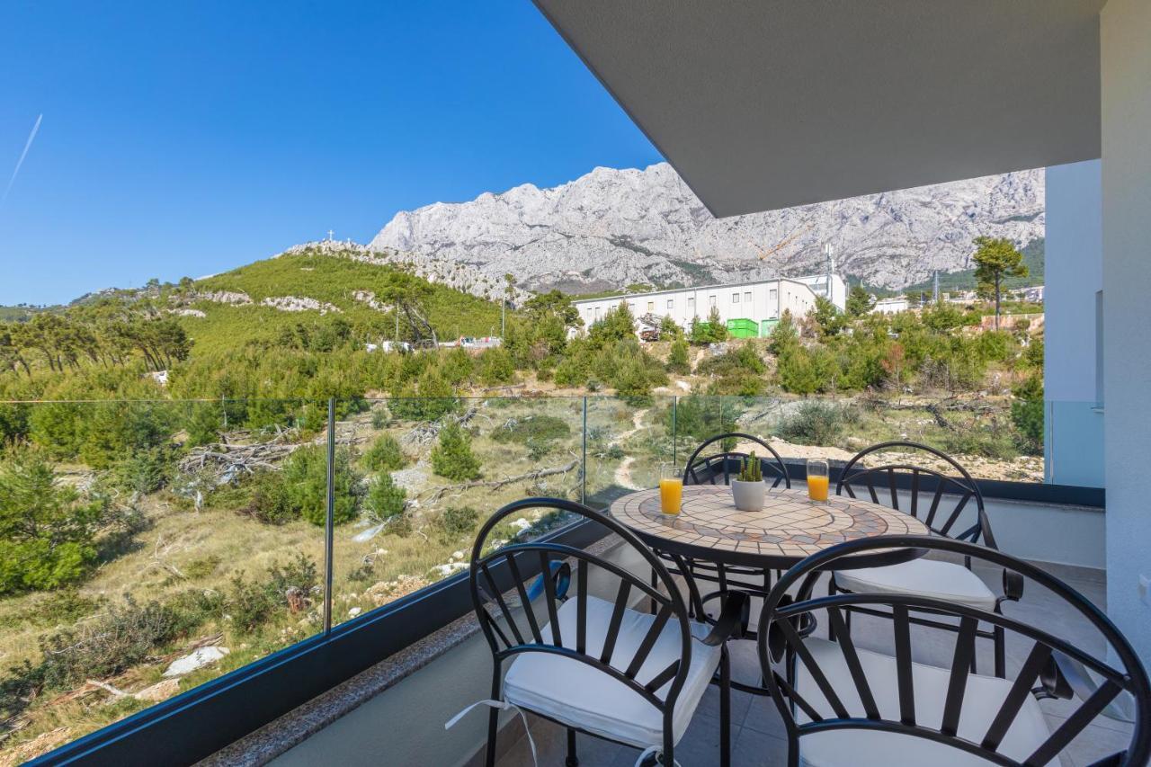 Apartment Oseka Макарска Екстериор снимка