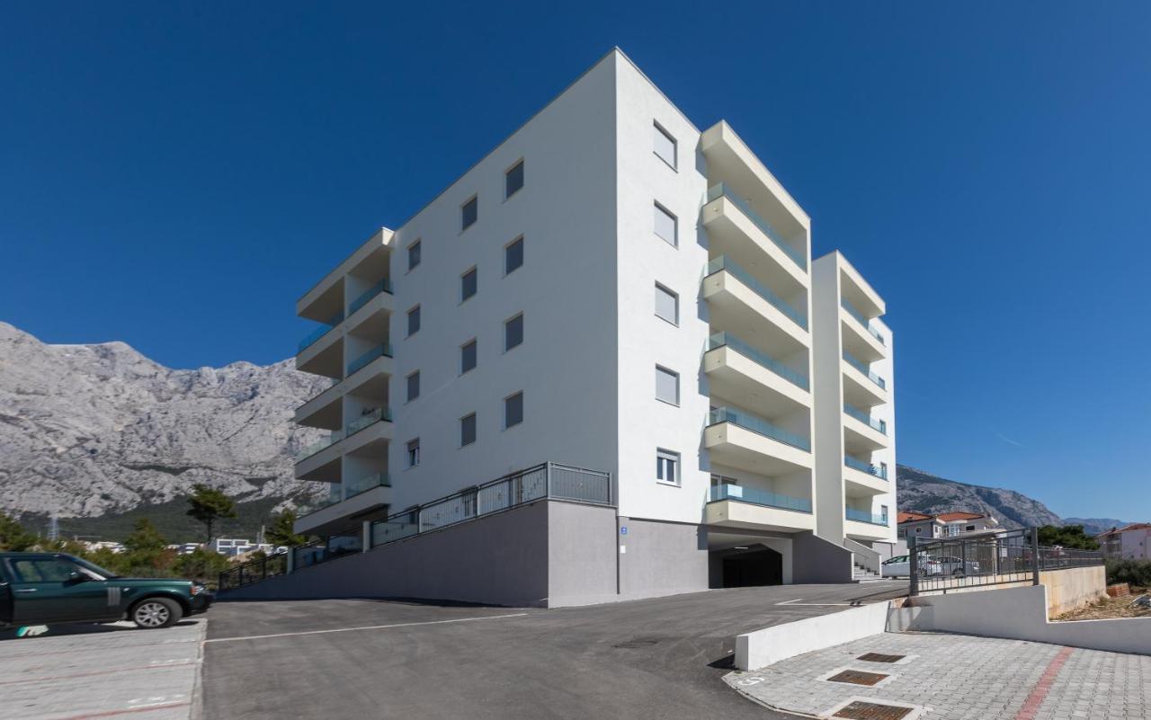 Apartment Oseka Макарска Екстериор снимка
